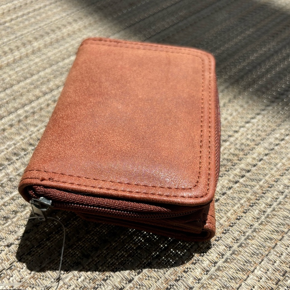 Wallet - Picture 6 of 6
